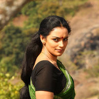 Shweta Menon - Thaaram Tamil Movie Stills | Picture 37615
